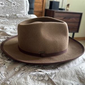 Tan Fedora PERFECT CONDITION